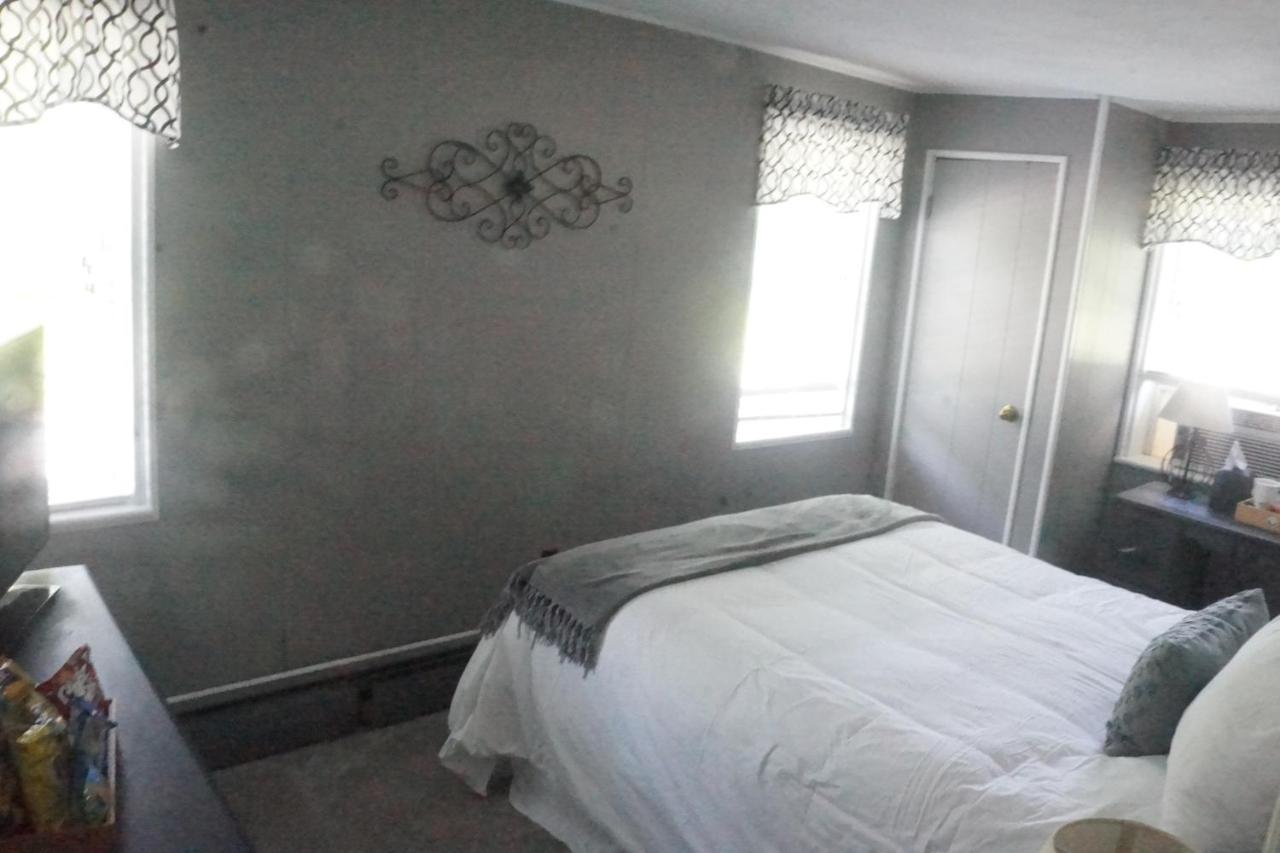 The Frogtown Inn Canadensis Ngoại thất bức ảnh