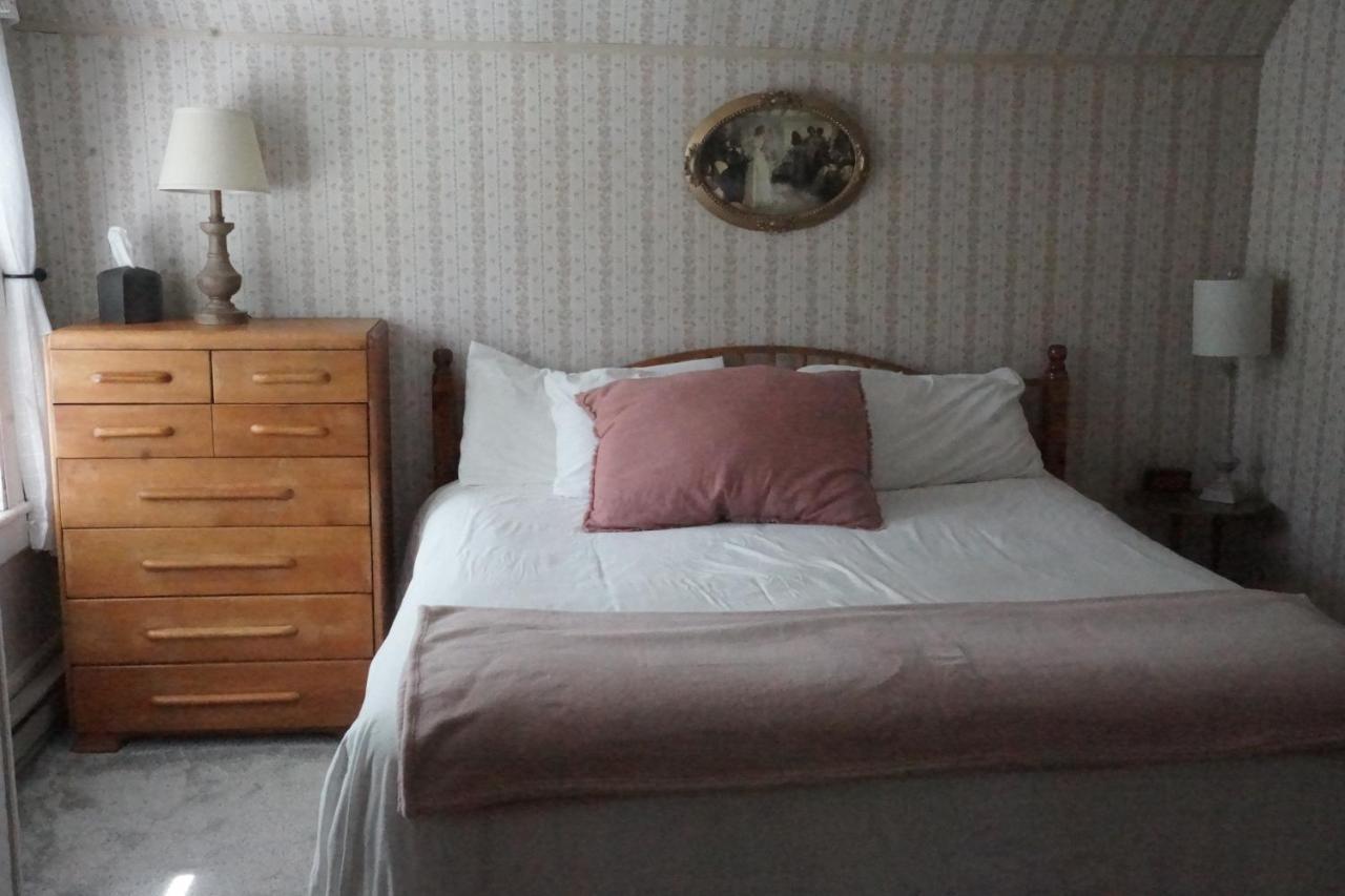 The Frogtown Inn Canadensis Ngoại thất bức ảnh