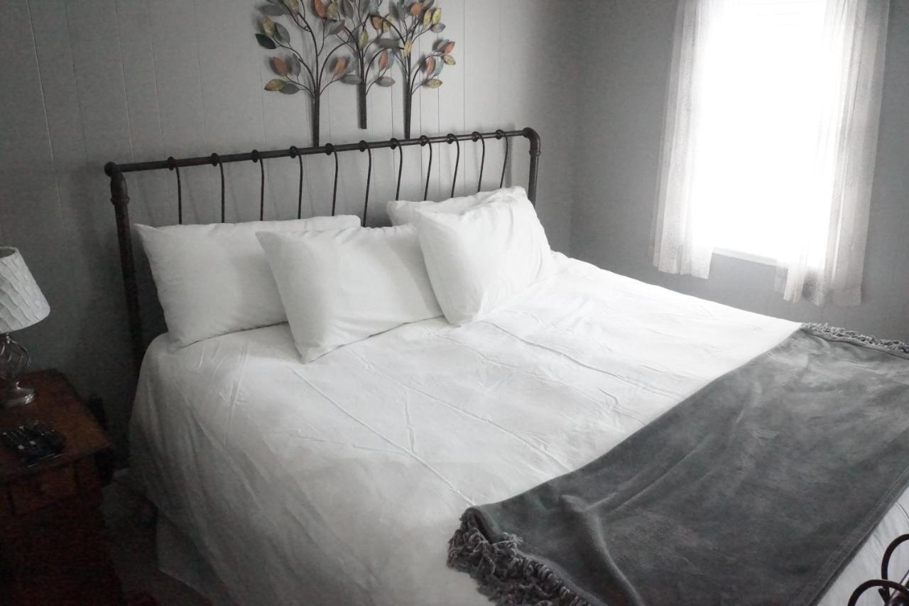 The Frogtown Inn Canadensis Ngoại thất bức ảnh